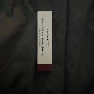 Mac lipstick